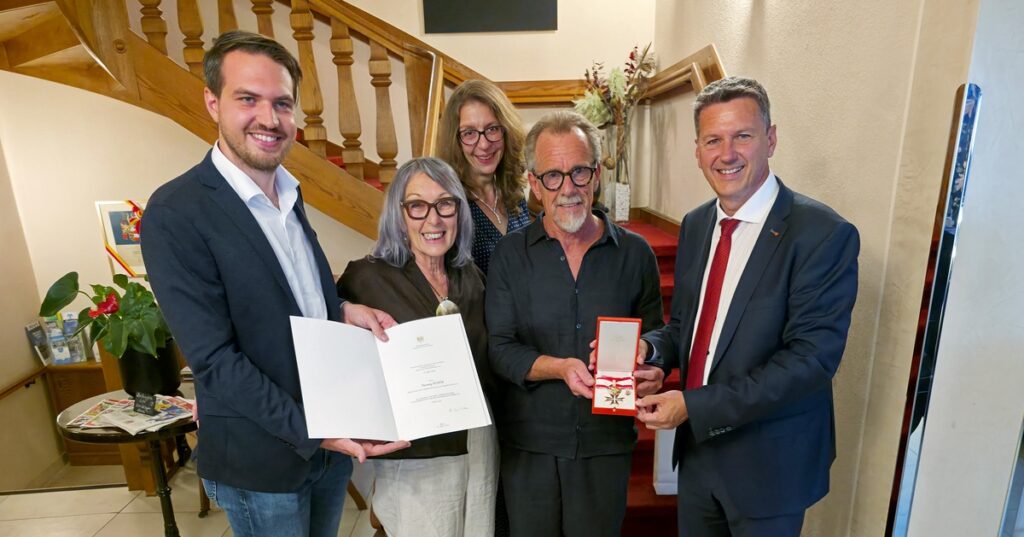 Gro&szlig;es Goldenes Ehrenzeichen f&uuml;r Herwig Seiser